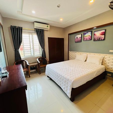 Hoang Ngan 1 Hotel - Tp. Вин Екстериор снимка