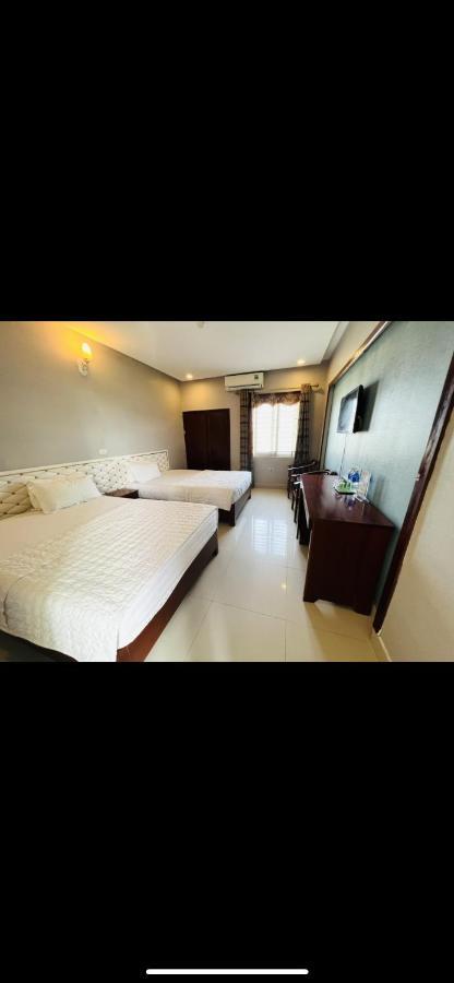 Hoang Ngan 1 Hotel - Tp. Вин Екстериор снимка