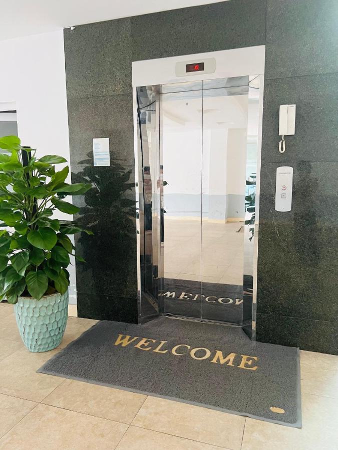 Hoang Ngan 1 Hotel - Tp. Вин Екстериор снимка